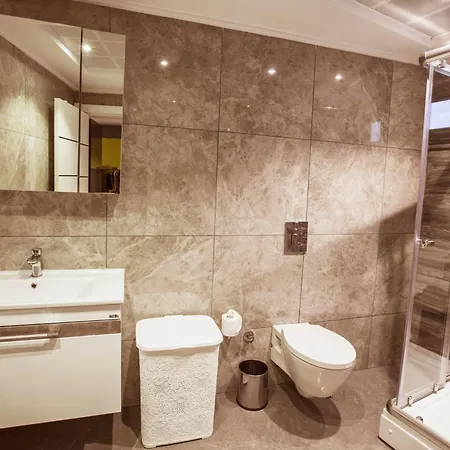 Bmk Aparthotel 4*