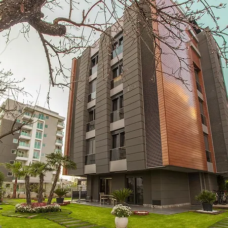 Bmk Aparthotel *